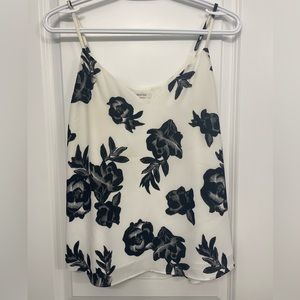Aritzia Cami tank in US XS